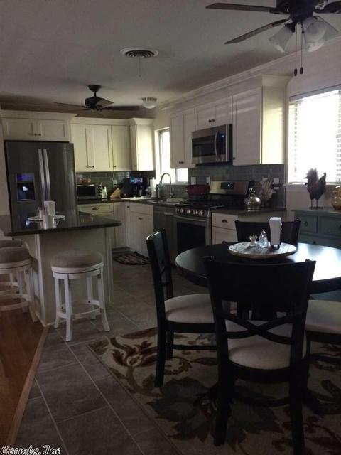 823 W Maple St, Benton, AR 72015 photo 6