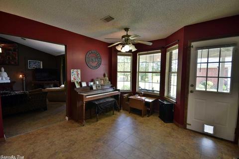 46 Gregory, Conway, AR 72032 photo 10