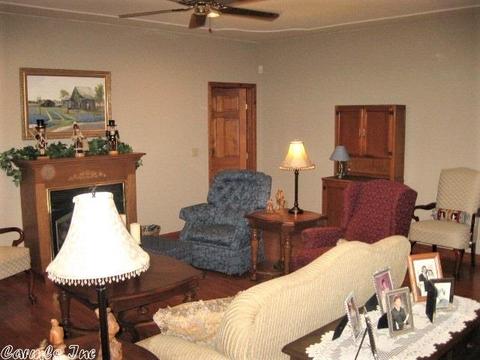 211 Old 66 Loop, Leslie, AR 72645 photo 4
