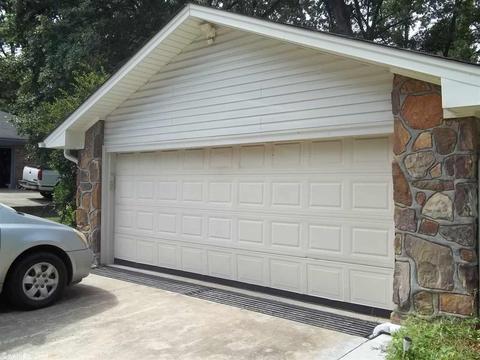6311 Granada Trl, Pine Bluff, AR 71603 photo 2