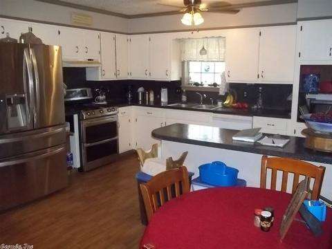 6311 Granada Trl, Pine Bluff, AR 71603 photo 7
