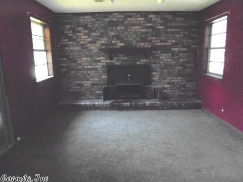 2717 W 36th Ave, Pine Bluff, AR 71603 photo 8
