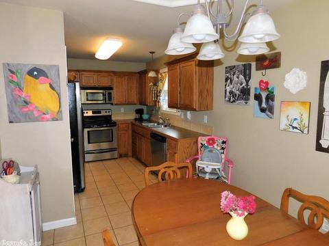 121 Madrid Dr, Benton, AR 72015 photo 5