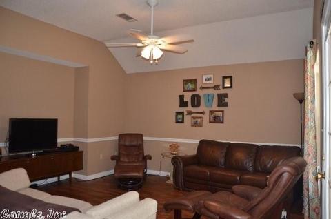 802 W Louisiana, Beebe, AR 72012 photo 3