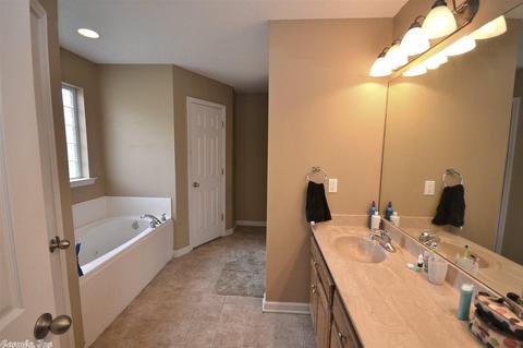 4425 Mandy Cir, Benton, AR 72015 photo 12