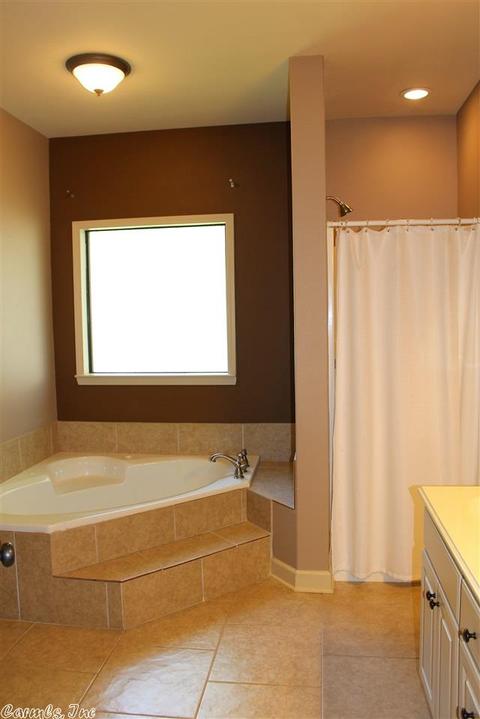 2117 Cedar Dr, Bryant, AR 72022 photo 13