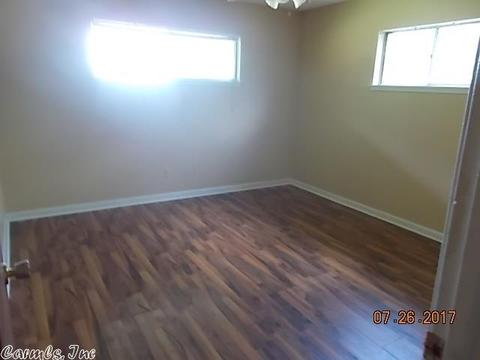500 W 33rd Ave, Pine Bluff, AR 71603 photo 10