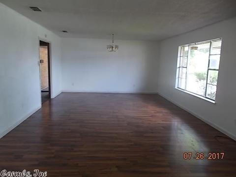 500 W 33rd Ave, Pine Bluff, AR 71603 photo 5