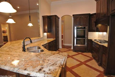 903 Hunter Lee, Bryant, AR 72022 photo 4