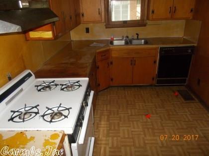 608 W 20th Ave, Pine Bluff, AR 71601 photo 9