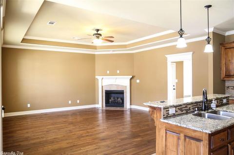153 Prospect Park Dr, Bryant, AR 72022 photo 2