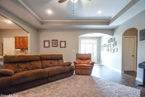 1309 Blueridge, Bryant, AR 72022 photo 4