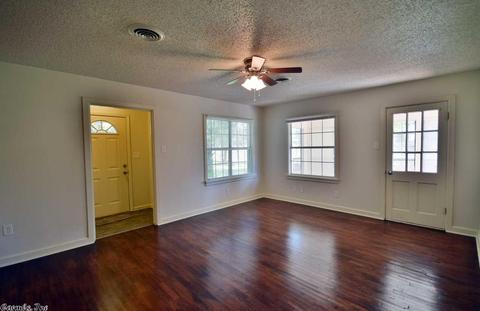 2967 Eggman, Conway, AR 72034 photo 6