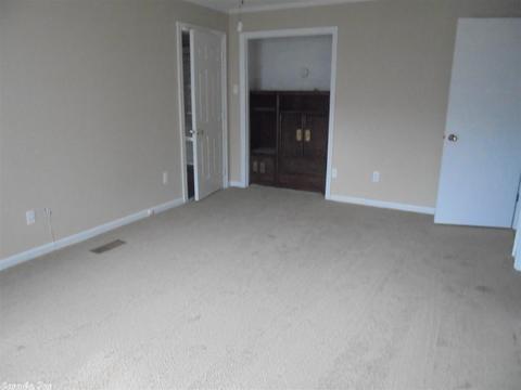 512 Greenbriar Dr, Pine Bluff, AR 71603 photo 9