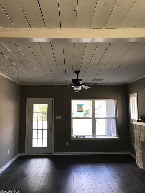 314 Oliver, Conway, AR 72034 photo 3