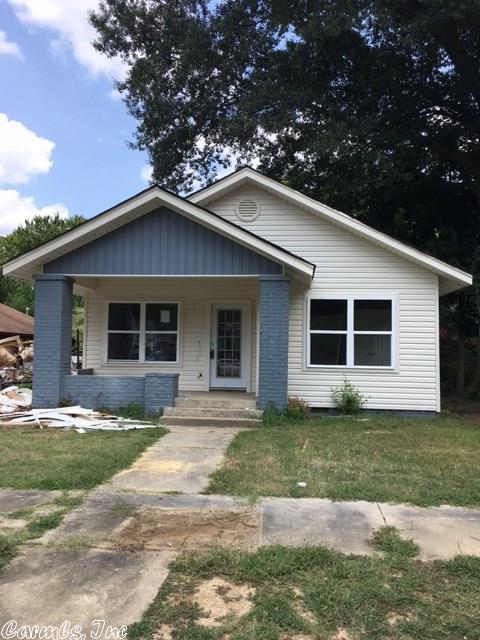 314 Oliver, Conway, AR 72034 photo 1