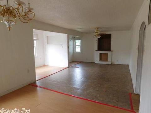 610 E North, Benton, AR 72015 photo 3