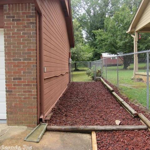 21 Leprechaun Ln, Alexander, AR 72002 photo 2