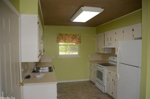 1807 Skylark Dr, Beebe, AR 72012 photo 3