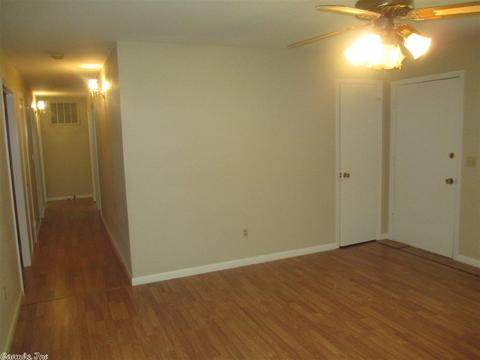 103 Apache Dr, Searcy, AR 72143 photo 5
