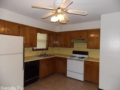 205 Fairway, Conway, AR 72034 photo 4