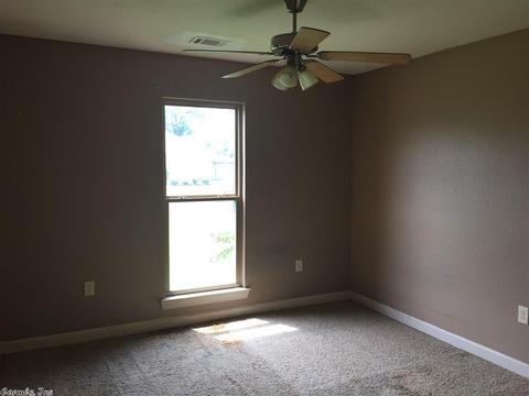 9 Bishop Ln, Conway, AR 72032 photo 10