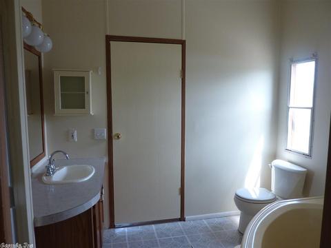 174 Heather Loop, Lonoke, AR 72086 photo 14
