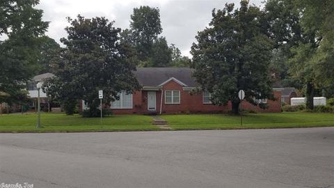 222 Linden Cir, Pine Bluff, AR 71603 photo 1
