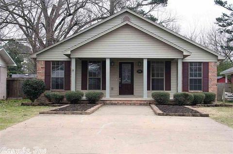 208 N Holly St, Beebe, AR 72012 photo 1