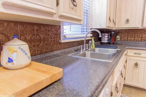 120 Troutt, Benton, AR 72019 photo 20