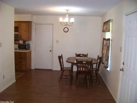 622 Halbert, Malvern, AR 72104 photo 4