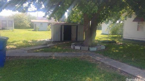 402 E 4th, Rector, AR 72461 photo 11