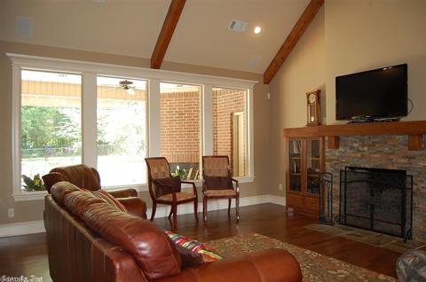 7320 W Shadow Rdg, Benton, AR 72019 photo 4
