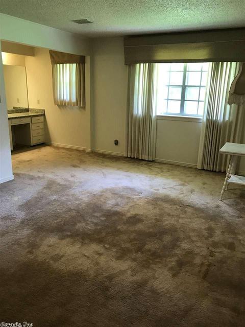 2000 W 42nd, Pine Bluff, AR 71603 photo 9