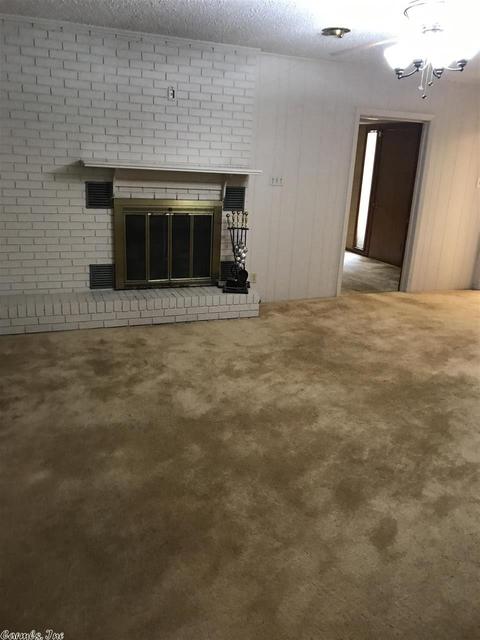 2000 W 42nd, Pine Bluff, AR 71603 photo 13