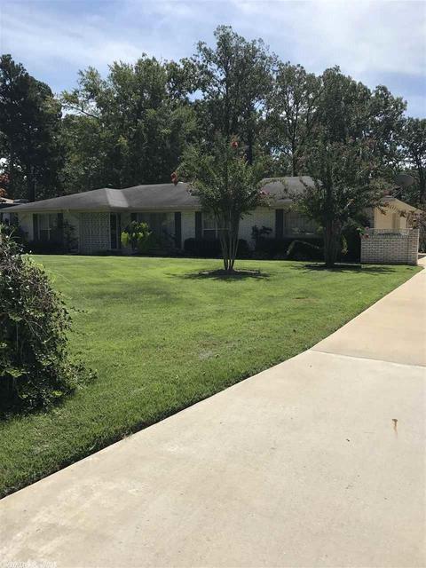 2000 W 42nd, Pine Bluff, AR 71603 photo 1