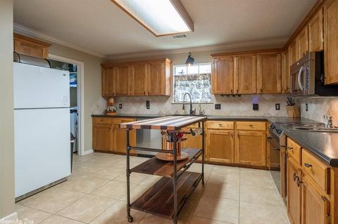 2030 Wigwam Cir, Conway, AR 72032 photo 5