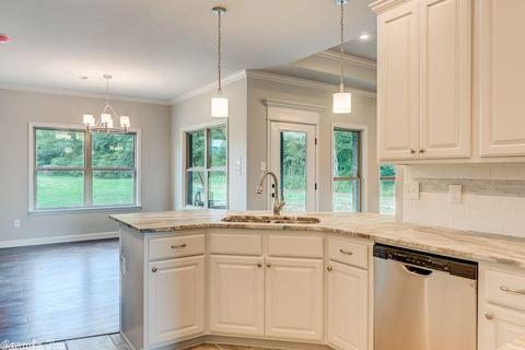 18 Gary B Dr, Conway, AR 72032 photo 8