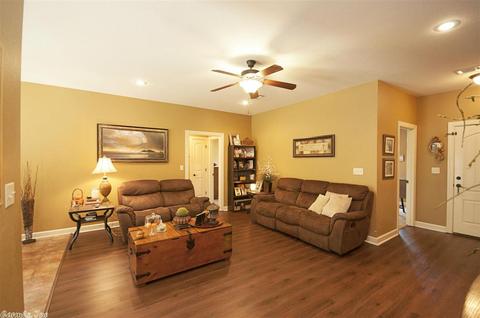60 Eaglebrook, Conway, AR 72032 photo 3