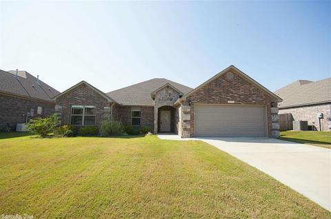 1315 Crabapple Dr, Conway, AR 72032 photo 1
