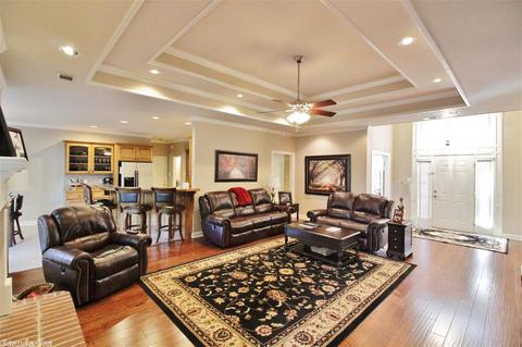 713 Colonial, Bryant, AR 72022 photo 12