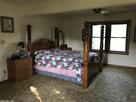 1309 Polk Road 14, Wickes, AR 71973 photo 8
