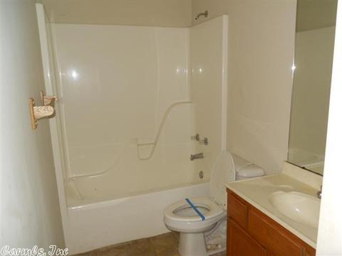 1007 E 10th Ave, Pine Bluff, AR 71601 photo 9