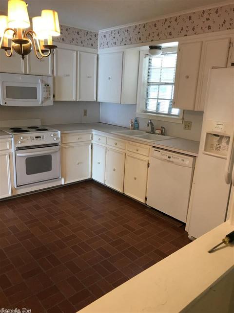 2103 Monticello Ct, Pine Bluff, AR 71603 photo 4