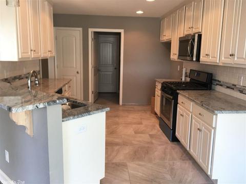 8733 Wingate Dr, Benton, AR 72015 photo 4
