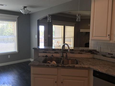 8733 Wingate Dr, Benton, AR 72015 photo 3