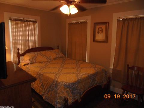 1018 Dyer St, Malvern, AR 72104 photo 6