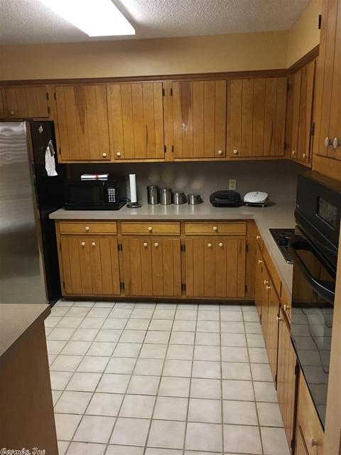 6007 S Cedar St, Pine Bluff, AR 71603 photo 4