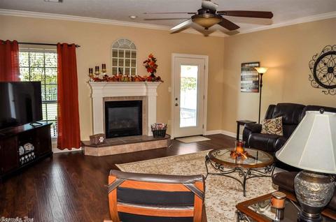1375 Crosspoint, Conway, AR 72034 photo 7