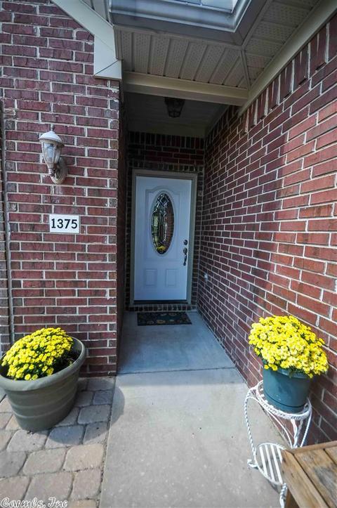 1375 Crosspoint, Conway, AR 72034 photo 4